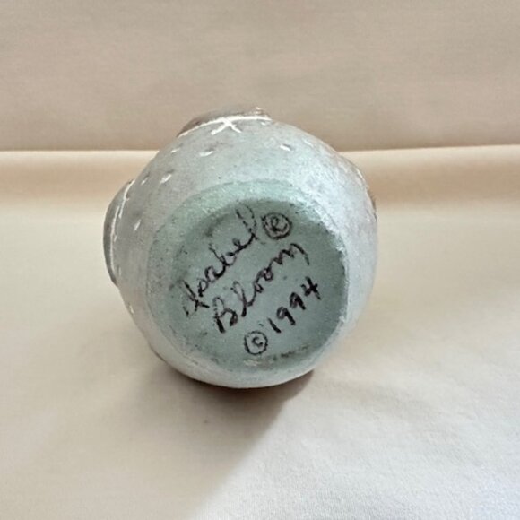 Vintage 1994 Isabel Bloom Chick Egg Sculpture - Picture 5 of 6